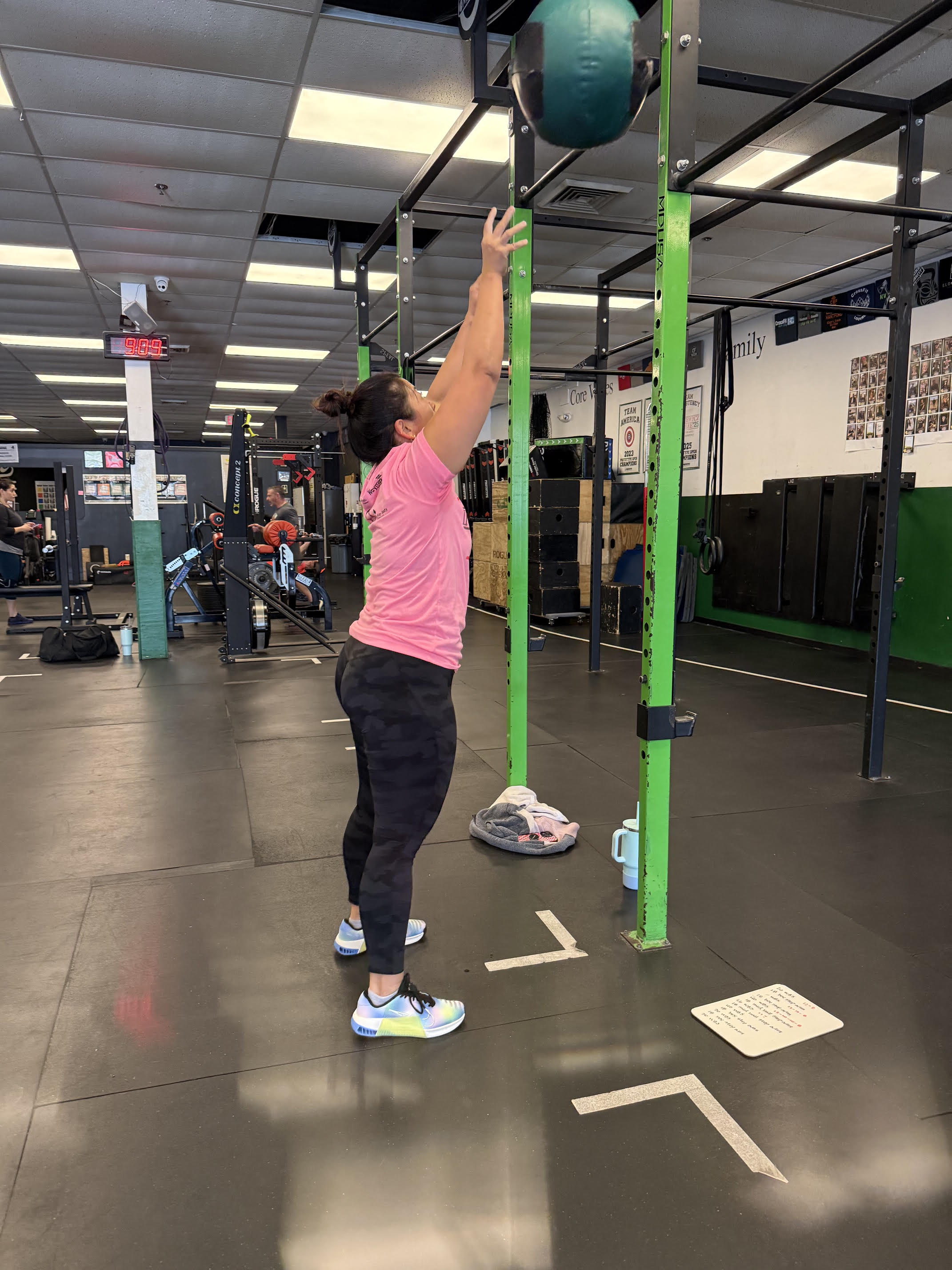 Betty Lee doing wall ball shots during the Prototype Open