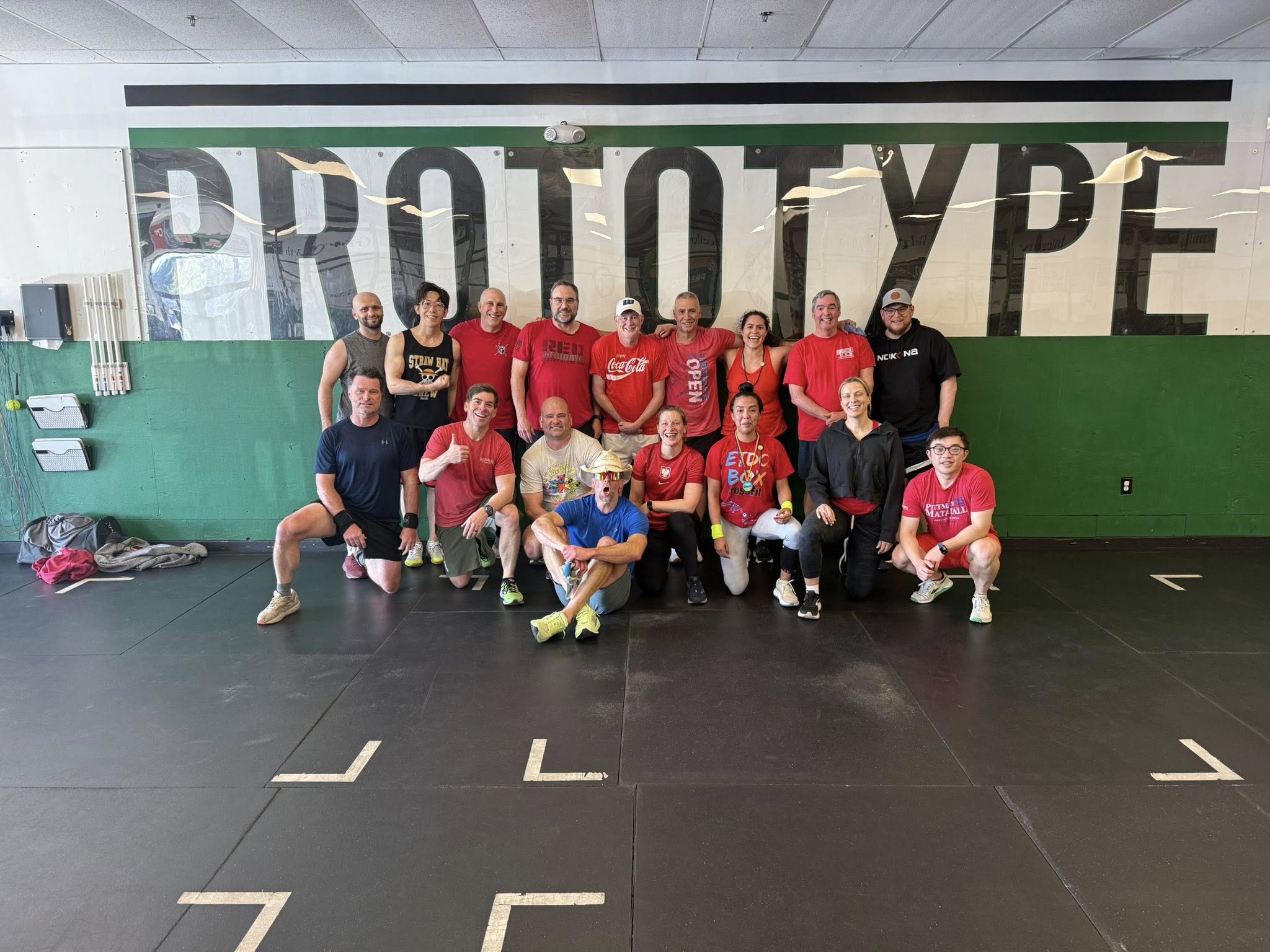 The 7:00 AM CrossFit class at Prototype Training Systems after their workout on Ocho de Mayo 2026