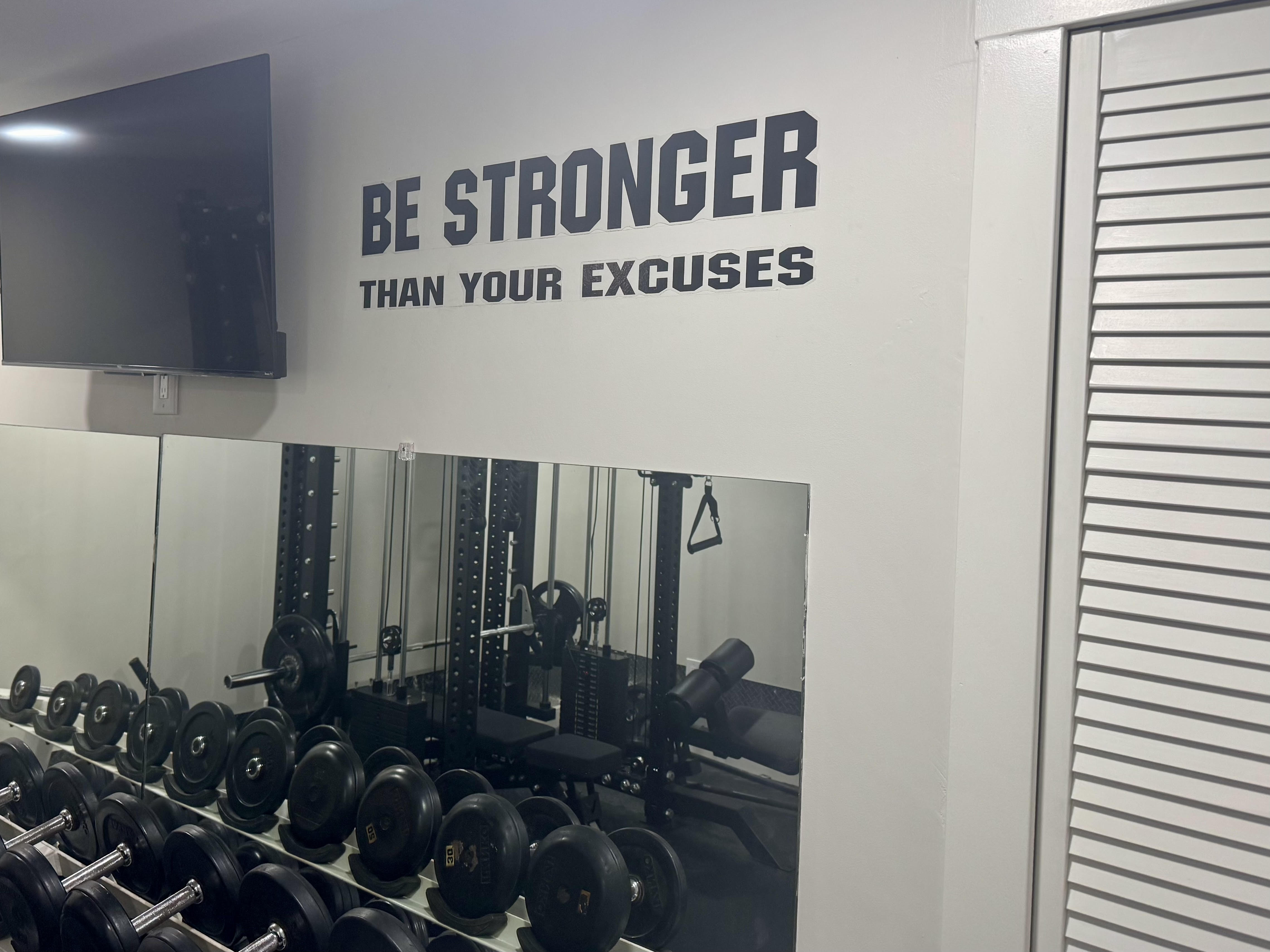 Hotel gym Mark Higgins trained at while traveling for work